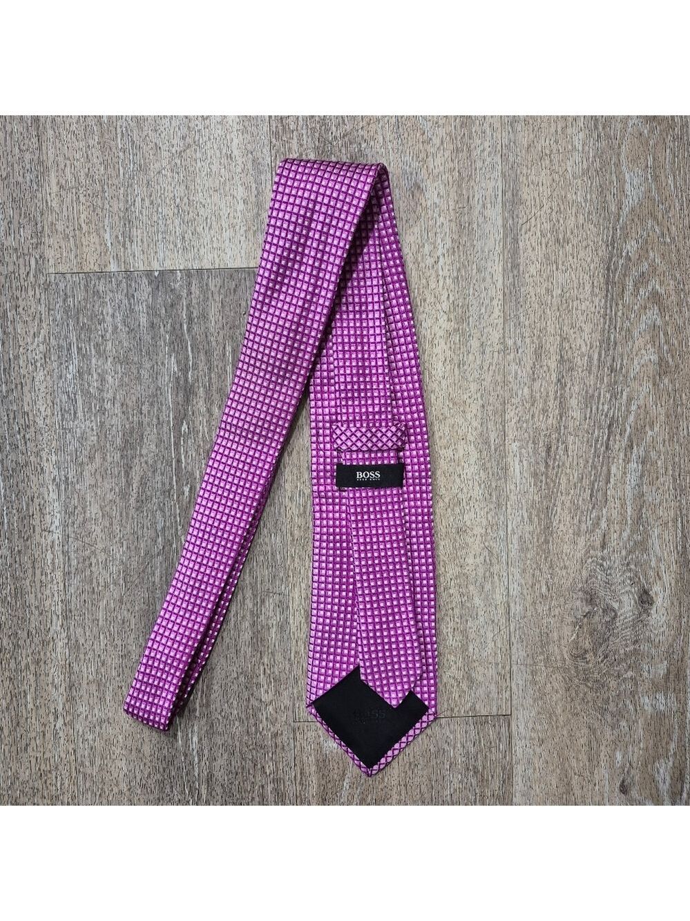 Boss‎ Pink Patterned Men's Tie - Picture 2 of 5
